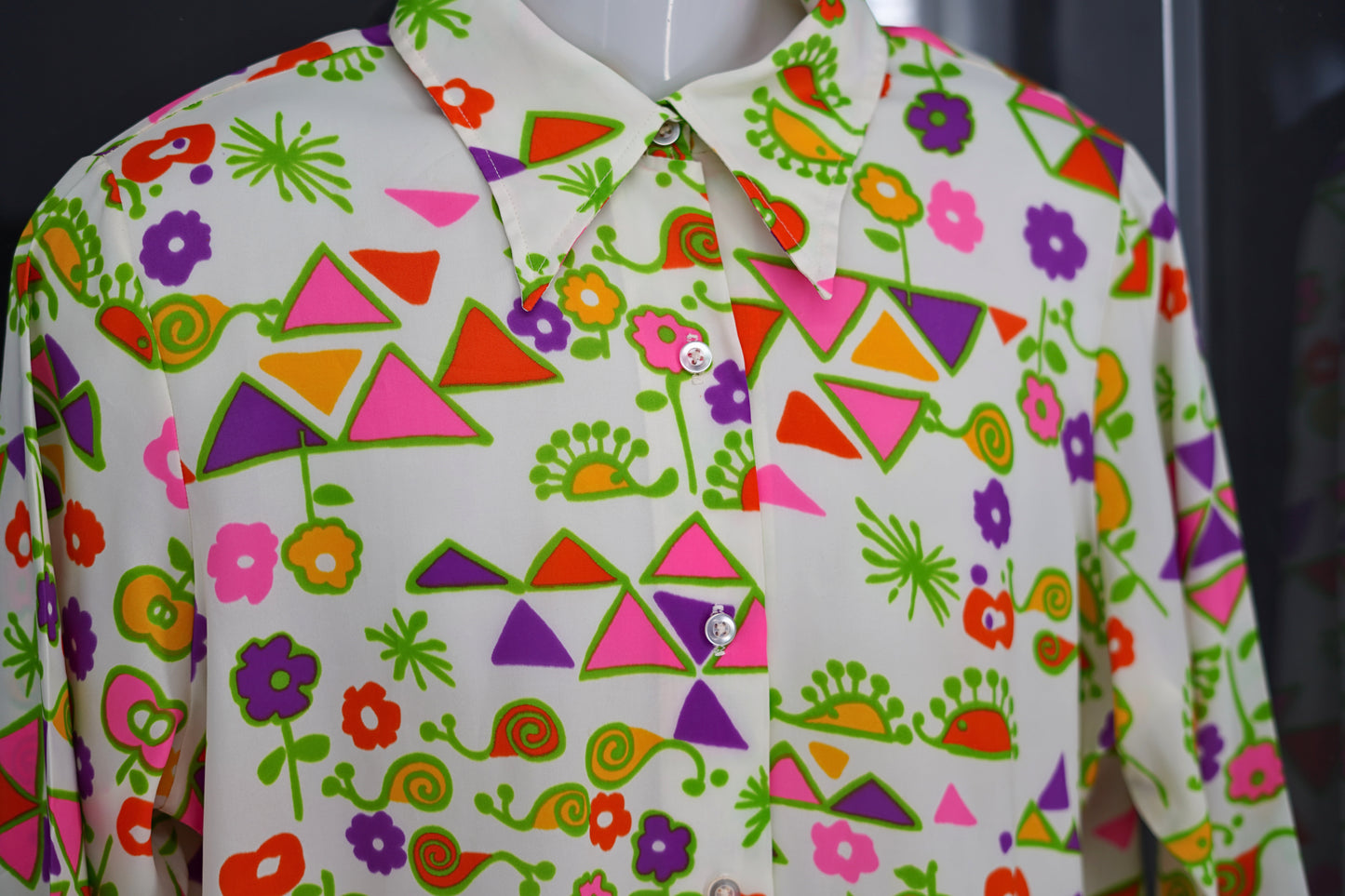 Jimi Hendrick's Colourful Pattern Collared Shirt