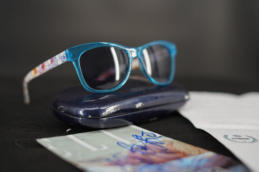 Lady Gaga worn Sun Glasses - Cover of ELLE magazine and Autographed picture