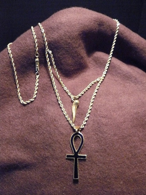 Elvis Presley Personnaly Owned and Worn Ankh & Italian Horn Gold Necklace