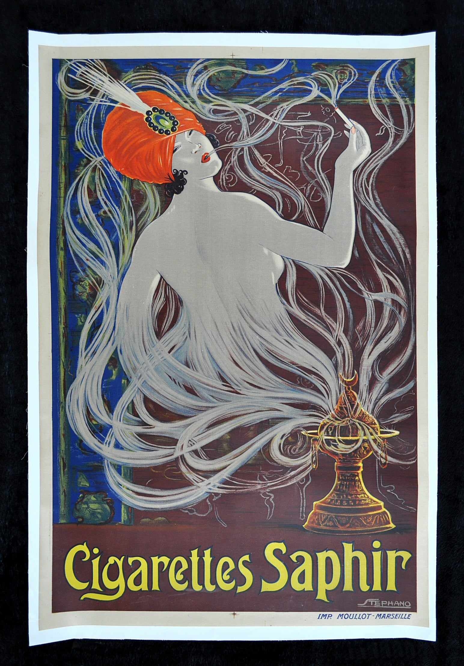 CIGARETTES SAPHIR – The Celebrity Lounge